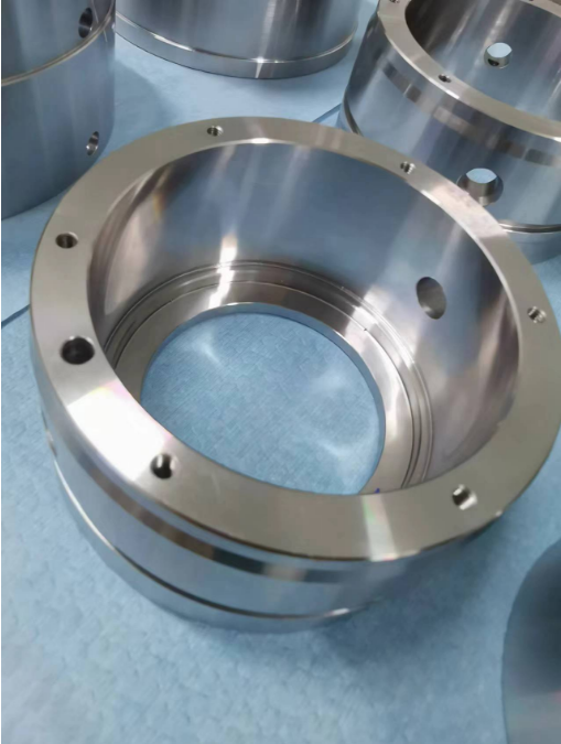 Supplier-provided reference: Flanged cylindrical body